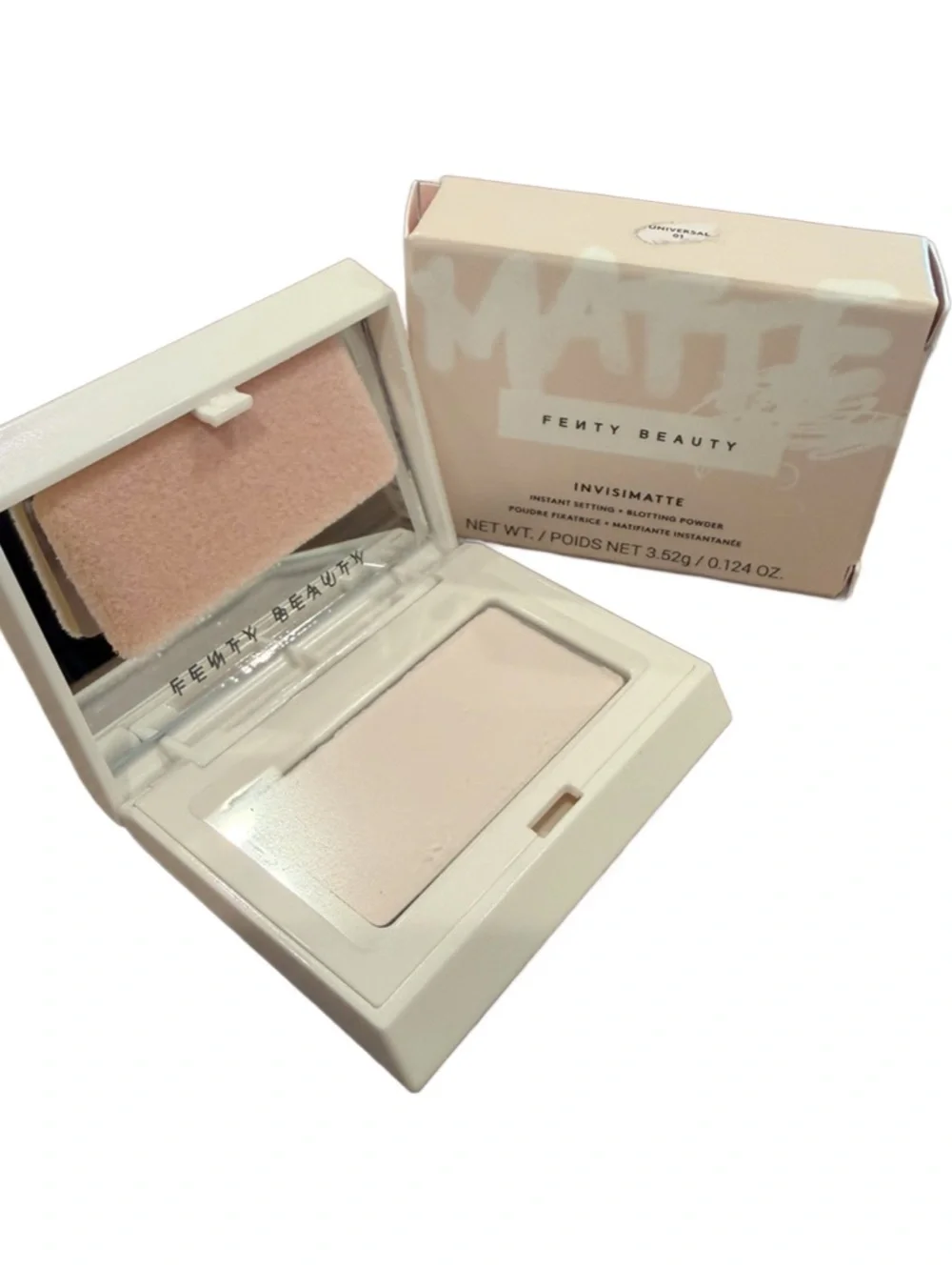 Fenty Beauty Invisimatte Instant setting + blotting powder- Translucent